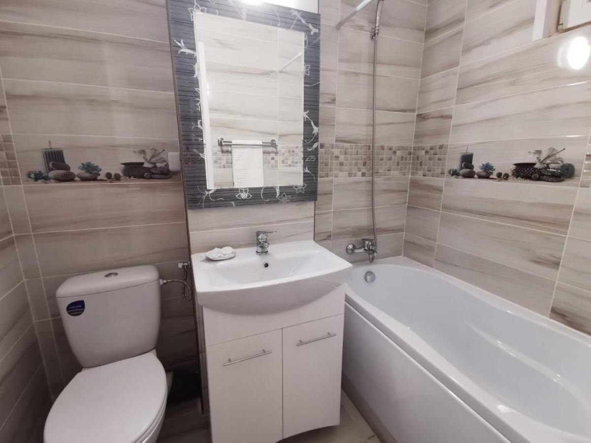 Apartament Carla-Maria Deva Buitenkant foto